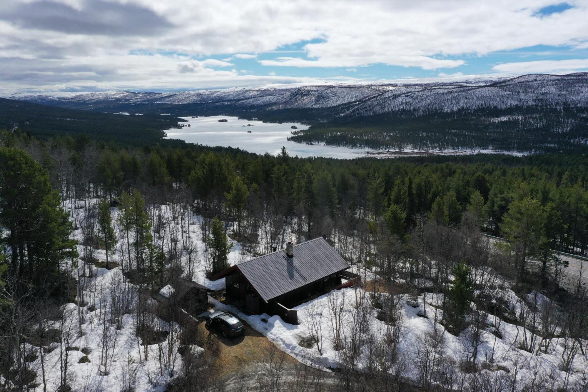 Koselig Hytte Med Usjenert Og Solrik Beliggenhet 게일로 외부 사진