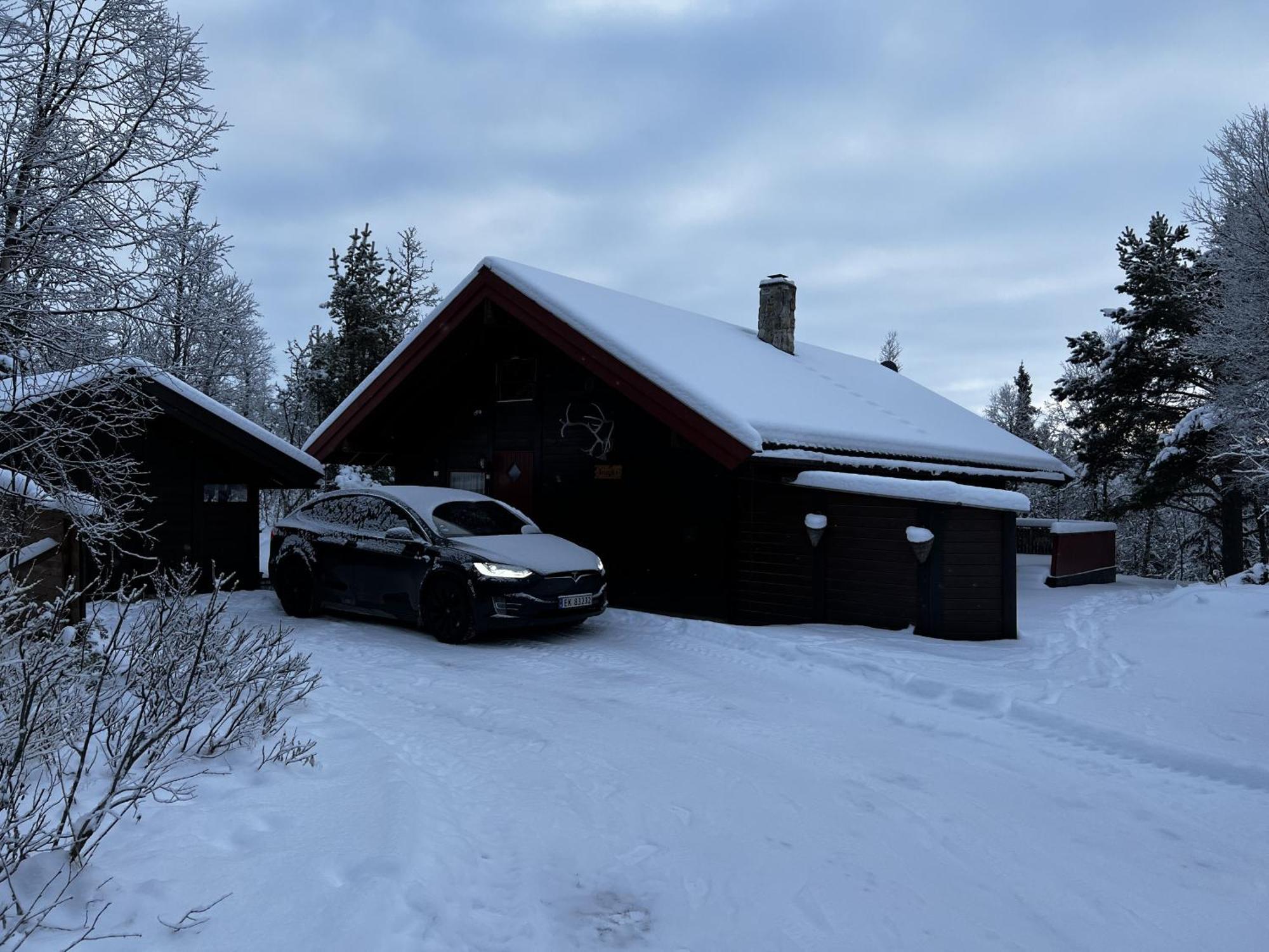 Koselig Hytte Med Usjenert Og Solrik Beliggenhet 게일로 외부 사진