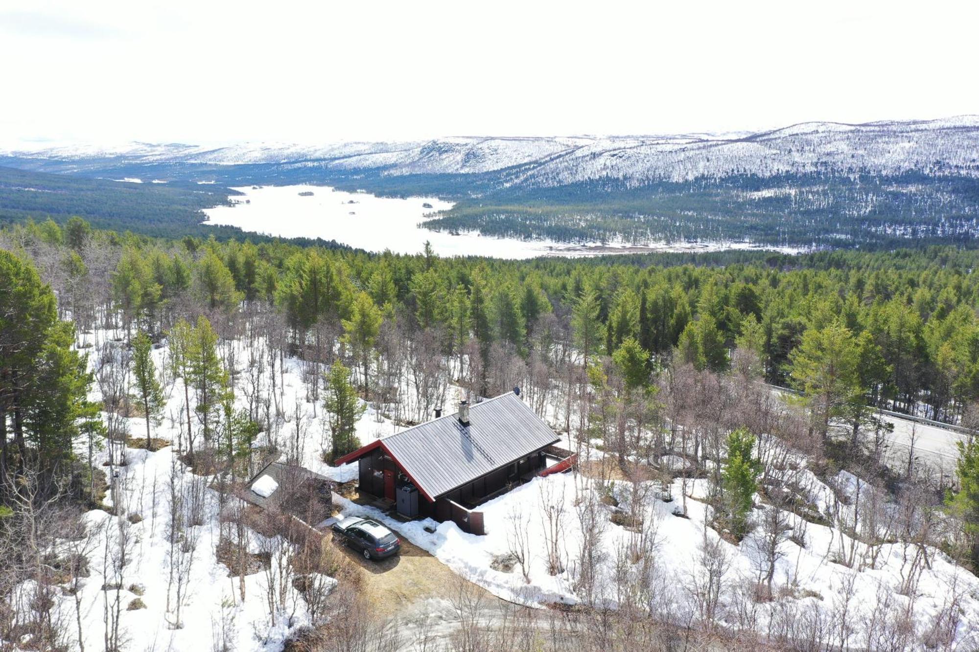 Koselig Hytte Med Usjenert Og Solrik Beliggenhet 게일로 외부 사진