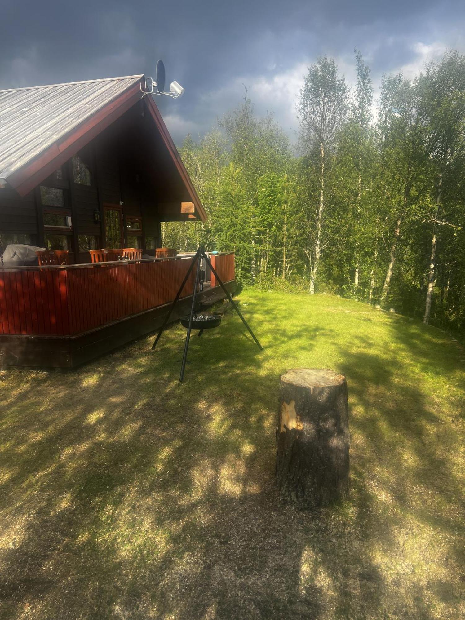 Koselig Hytte Med Usjenert Og Solrik Beliggenhet 게일로 외부 사진
